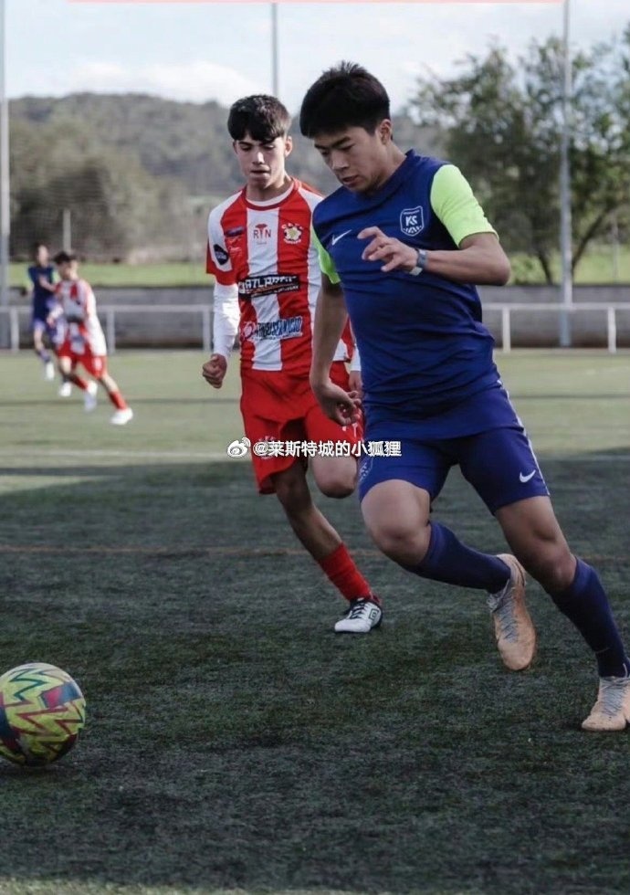 效力巴達洛納U16的中國球員汪修昊，入選西班牙加泰羅尼亞大區(qū)隊