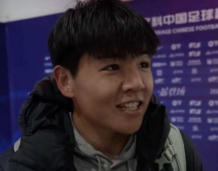 首次入選國足后決定保密，徐彬：希望這次我可以為國足做點什么