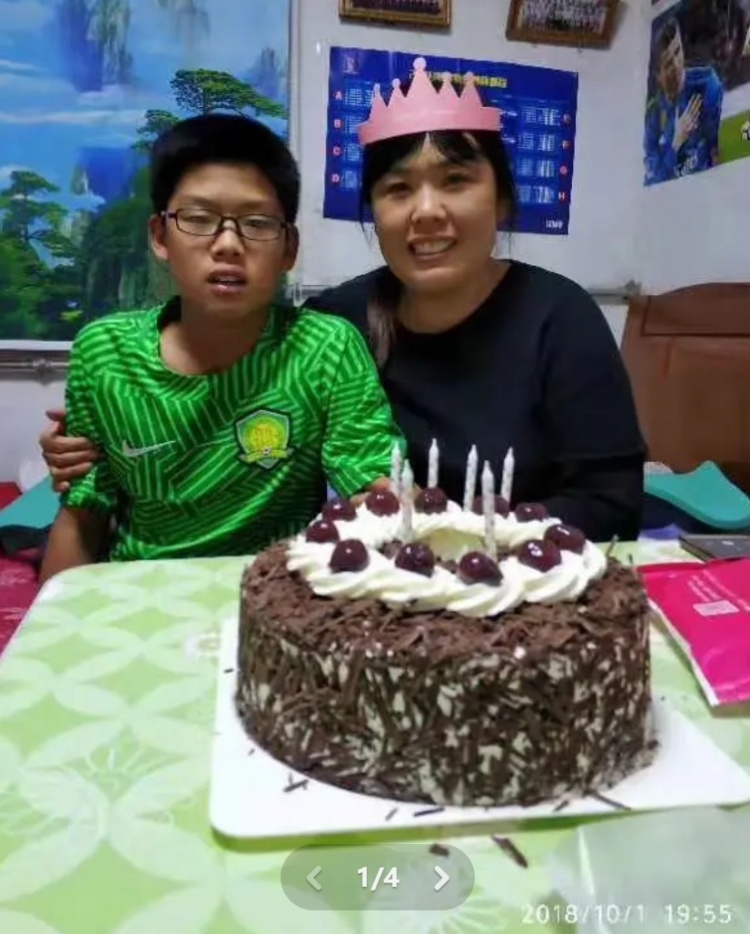 郭嘉璇母親曬照悼念兒子：璇兒生日快樂，希望天堂幸福