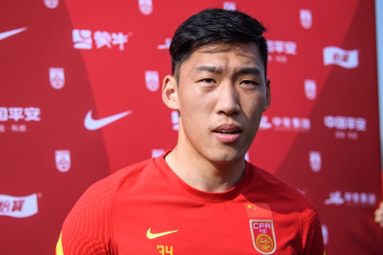 北青體育：朱辰杰是否以“面具人”形象出戰(zhàn)18強賽，仍需多方溝通